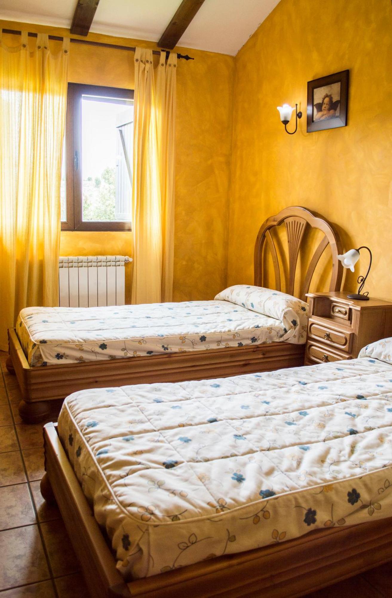 Apartamentos Rurales Alvado Tamajon Eksteriør bilde